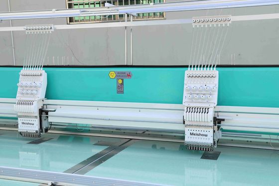 Machine de broderie à grande vitesse informatisée avec tête de verrouillage à moteur de 1200 tours par minute