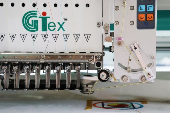 Machine à broderie automatique à découpe laser à l'ordinateur 15 têtes