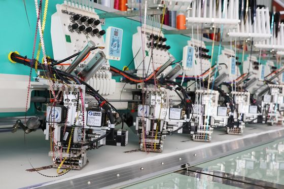 Protection contre la surchauffe 6 séquins Machine de broderie Multi-têtes 9 aiguilles