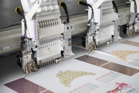 Machine à broder à haute vitesse à deux feuilles de séquence à 6 têtes