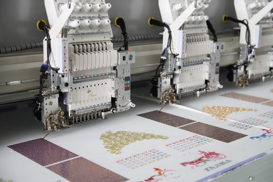 13 langues Machine de broderie à cordes à grande vitesse Machine de broderie à paillettes jumelles