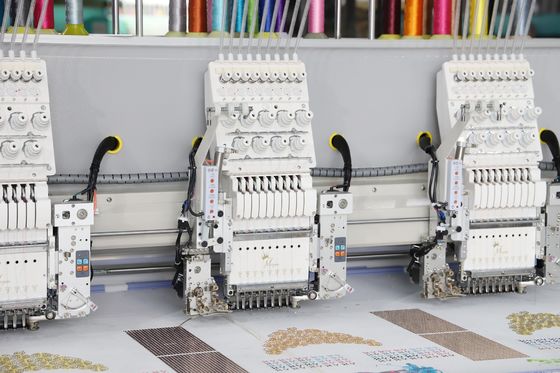 9 aiguilles machine de broderie à double séquence et cordonnage 15 têtes 1 an de garantie