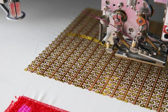 15 têtes machine à broder des serviettes mixtes, machine à broder des séquins informatisée