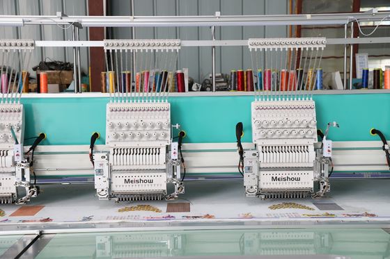 Machine à ordinateur à broderie à paillettes simples 15 aiguilles 10 têtes