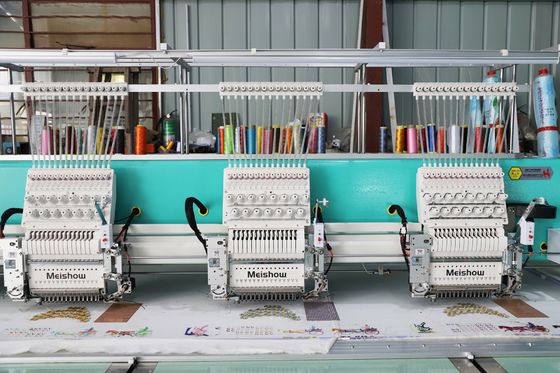 Machine de broderie à l'aide d'un ordinateur 10 têtes Zone de personnalisation